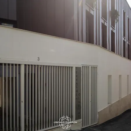 Designer With Pool By Lovelystay דירה