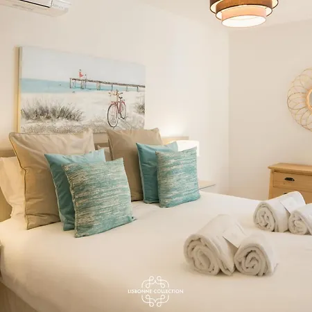 Designer With Pool By Lovelystay Appartement