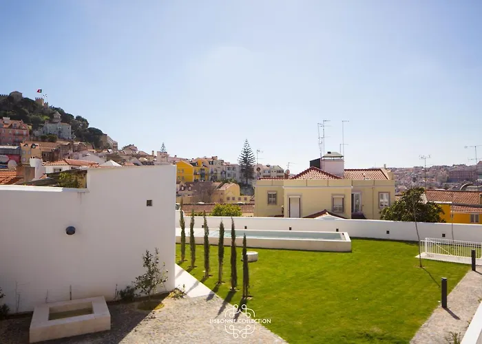 Appartamento Designer With Pool By Lovelystay Lisbona