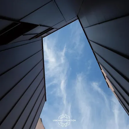 Designer With Pool By Lovelystay Apartment Lissabon