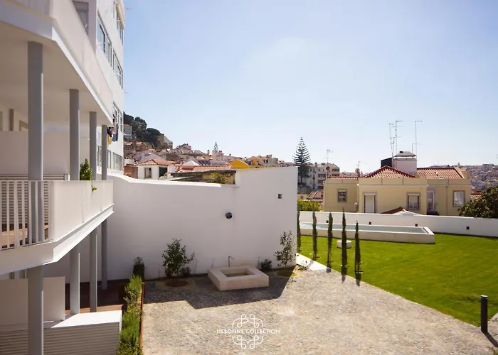 Designer With Pool By Lovelystay Lisboa